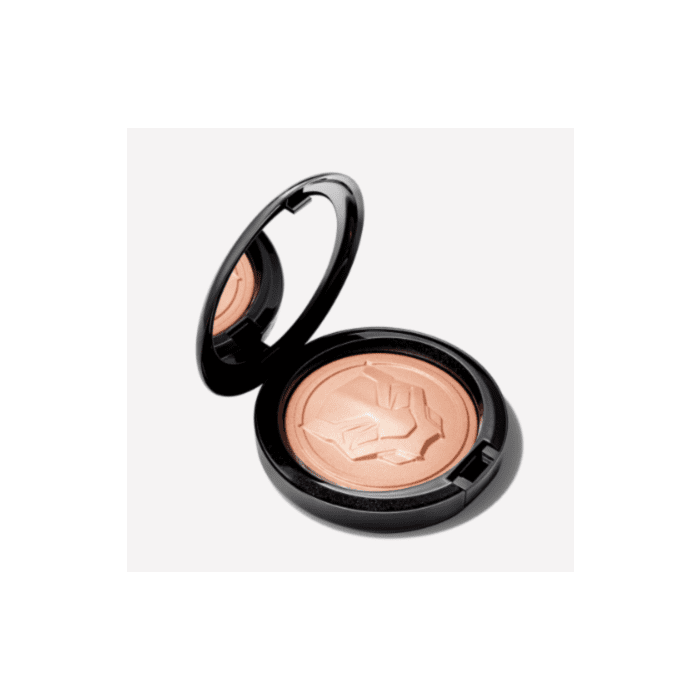 Mac Full Coverage Foundation 28g  - Shade: NC20